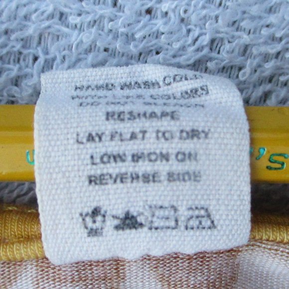 Anthropologie’s Moth Top Women's S Yellow Floral Short Sleeve Pink & Red Flowers - Picture 8 of 13